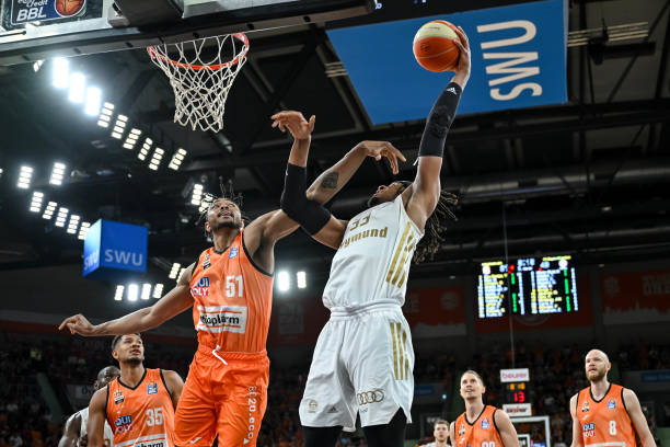 时间所驱赶 时间所驱赶