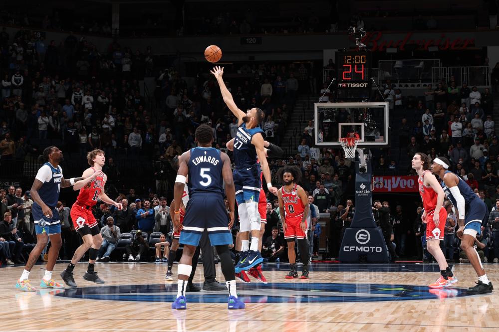 从后场送出 从后场送出