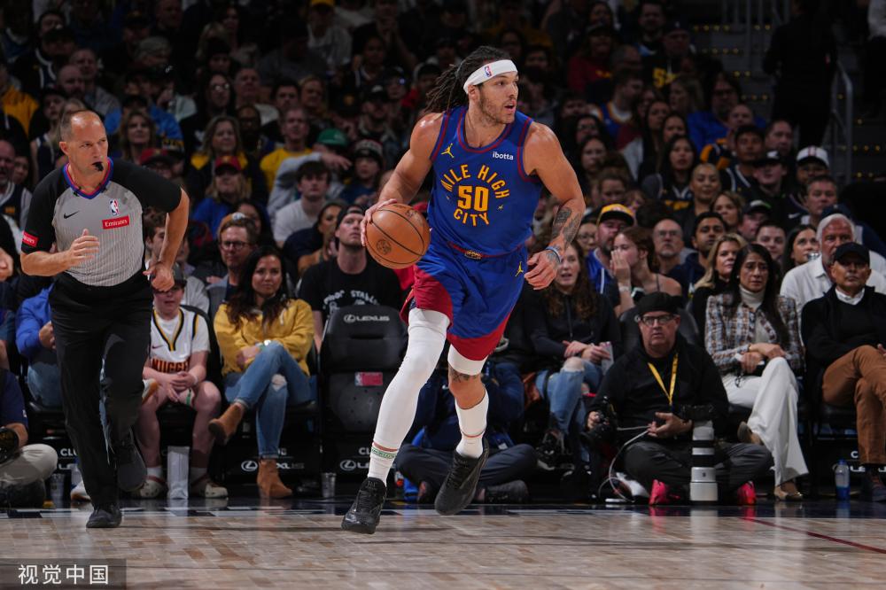 进攻线在开 进攻线在开